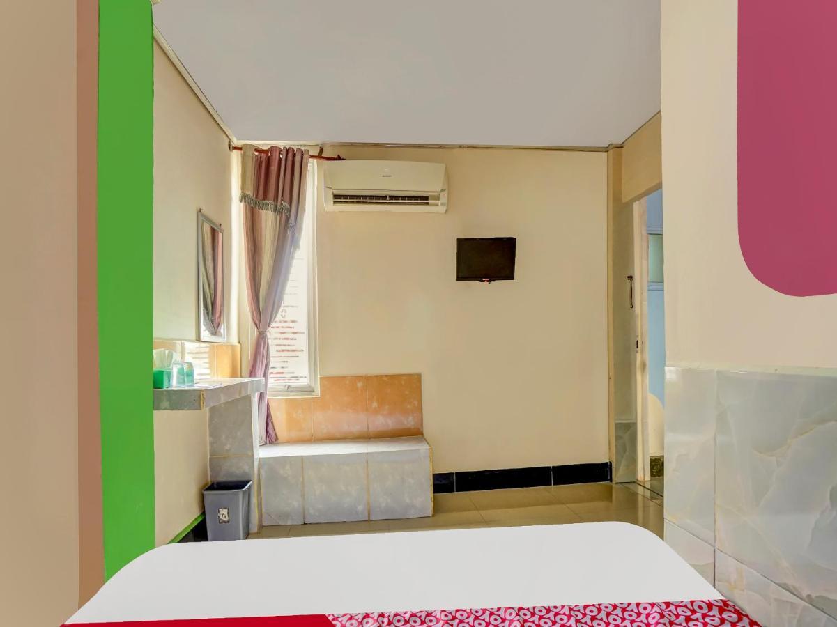 Oyo 90161 Hotel Lendosis Pipa Reja Angkatan 66 Palembang Luaran gambar
